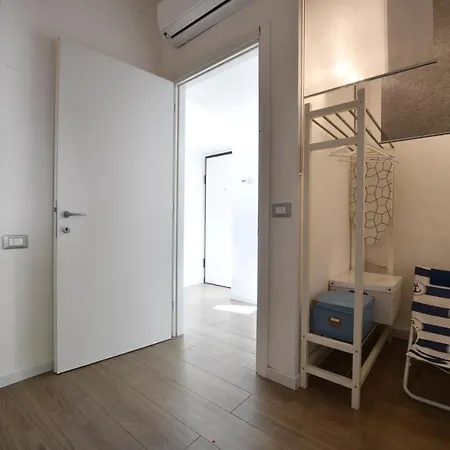 Margherita House Βαρένα